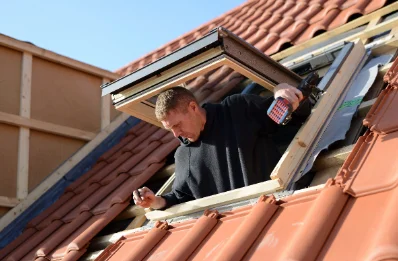 Pose de fenêtres de toit Velux à Freychenet